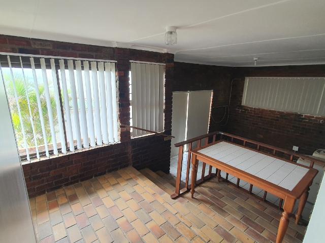 2 Bedroom House To Rent in Cintsa West