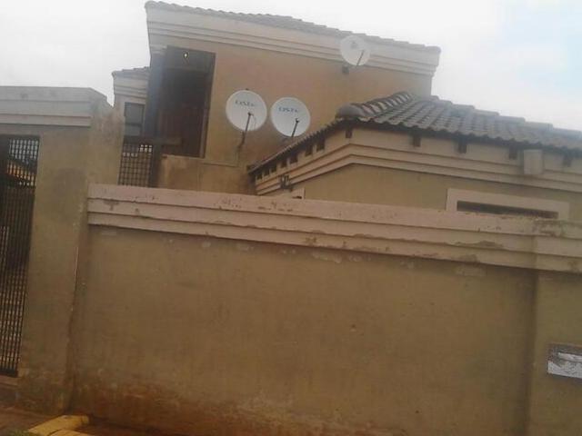 2 Bedroom House to Rent in Dobsonville Ext 2