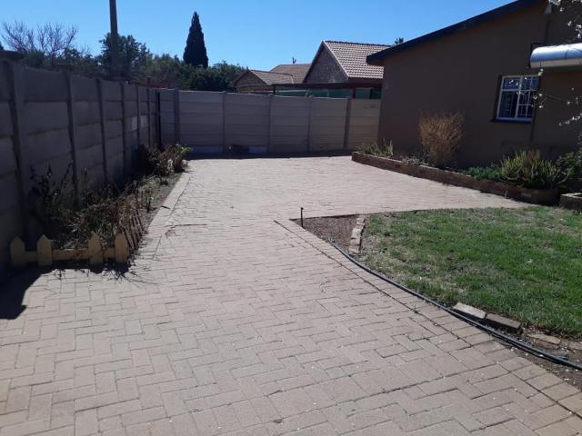 2 Bedroom House to Rent in Flimieda