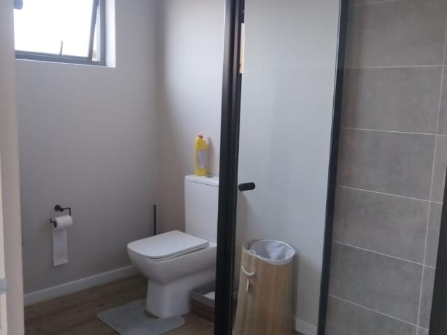 2 Bedroom House To Rent in Hurlingham