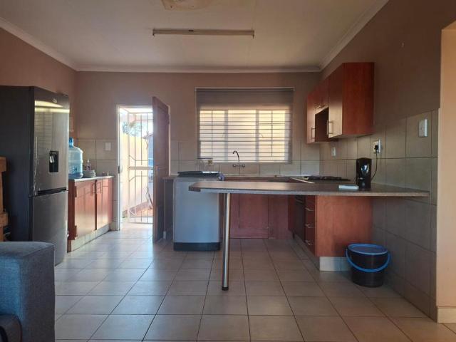 2 Bedroom House to Rent in Kathu
