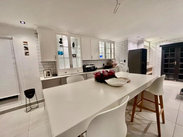2 Bedroom House To Rent in Kilner Park