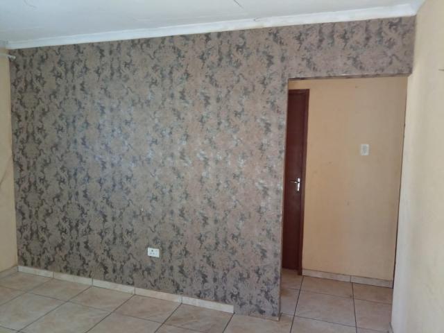 2 Bedroom House To Rent in Naturena
