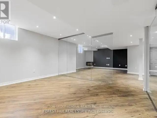 2 Bedroom House Vaughan ON 102883735