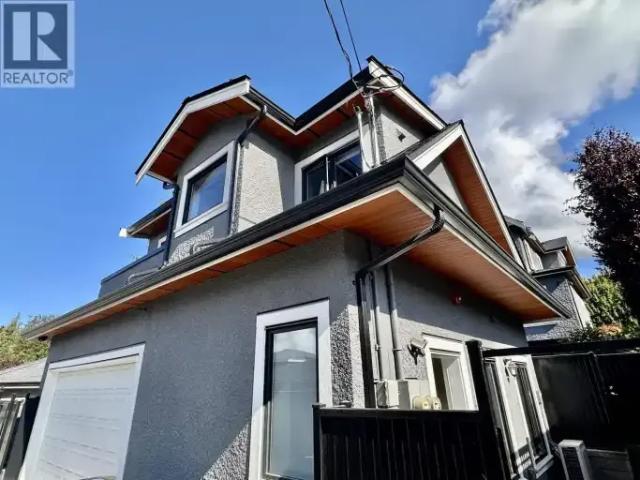 2 Bedroom House Vancouver BC 104142882
