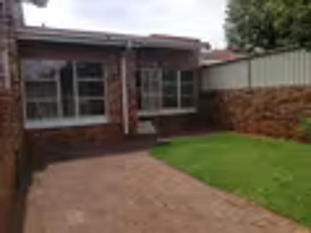 2 Bedroom House Vanderbijlpark CW 6 Vanderbijlpark CW 6 103693924
