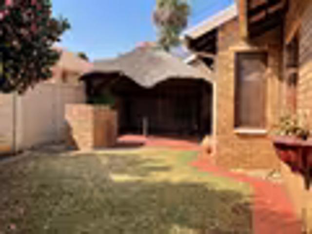 2 Bedroom House Vanderbijlpark SE 3 Vanderbijlpark SE 3 103693835
