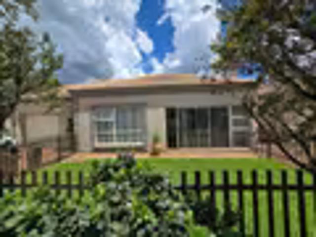 2 Bedroom House Vanderbijlpark SE 2 Vanderbijlpark SE 2 103693795