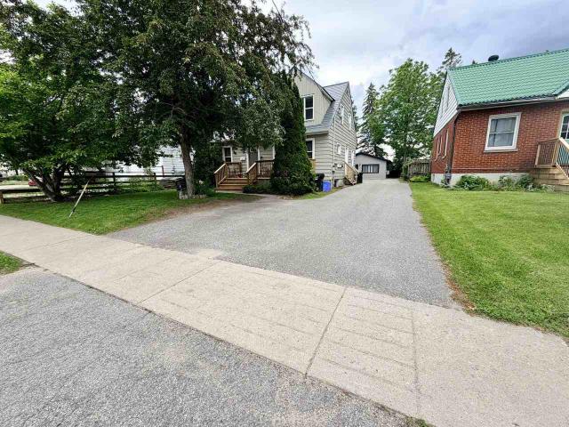 2 Bedroom Home for Rent at 45 Campbell Ave, Barrie, ON L4N 2T2 Allandale