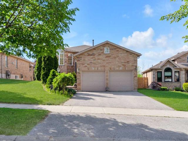 2 Bedroom Home for Rent at 49 Logan Crt, Barrie, ON L4N 8G9 Holly
