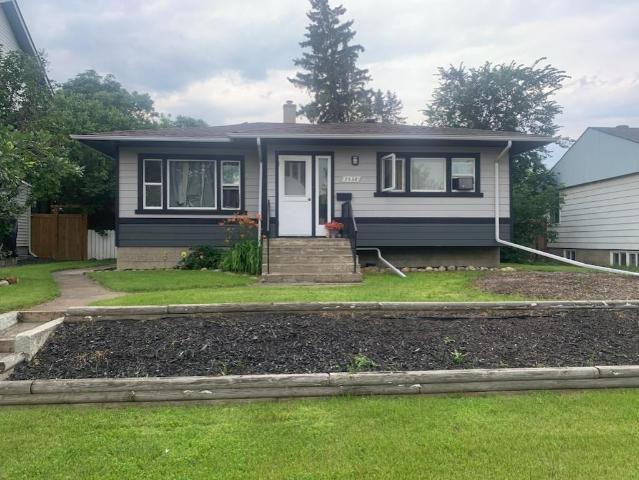 2 Bedroom Home for Rent at 9538 86 St Nw, Edmonton, AB T6C 3E9 Strathearn