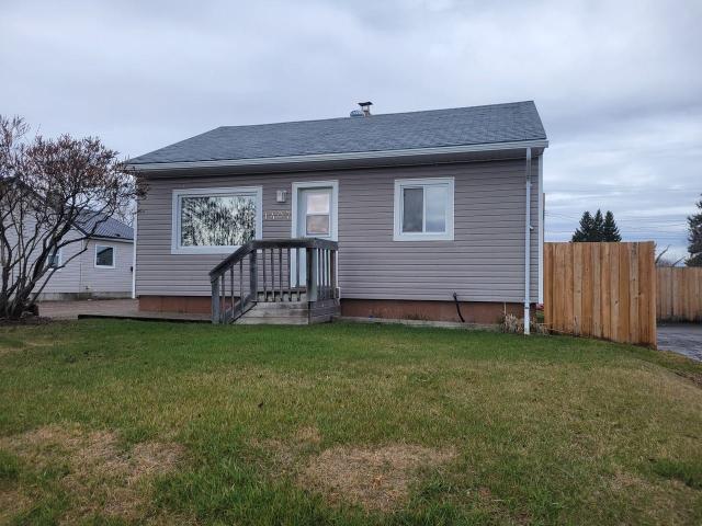 2 Bedroom Home for Rent at 1407 8 St, Cold Lake, AB T9M 1J7