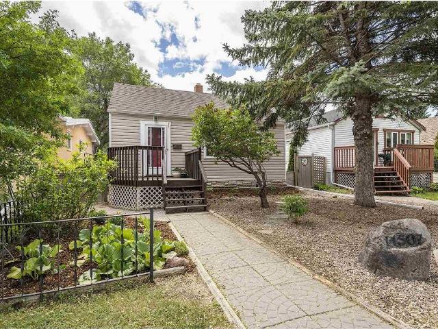 2 Bedroom Home for Rent at 14507 103 Ave Nw, Edmonton, AB T5N 0T5 Grovenor