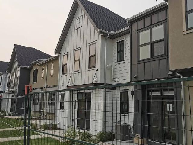 2 Bedroom Home for Rent at 30 30 Rochester View Nw, Calgary, AB T3L None
