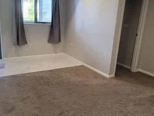 2 Bedroom Home in Ranui