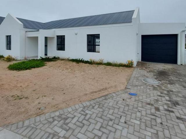 2 Bedroom home located within short walking distance to the Golden Mile Beach