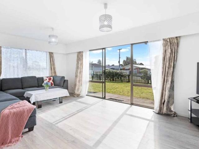 2 Bedroom home on Settlement Road
