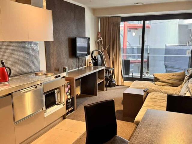 2 bedroom inner city apartment