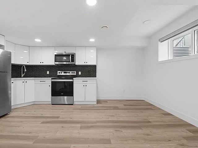 2 Bedroom Legal Basement Suite chappelle