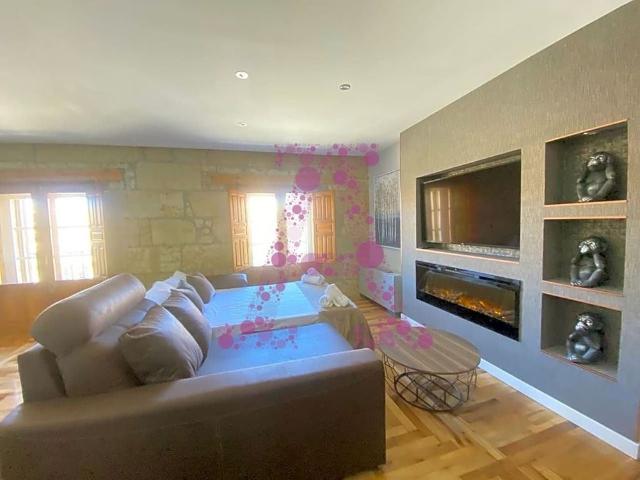 2 bedroom luxury Apartment for rent in Salamanca, Castille and León