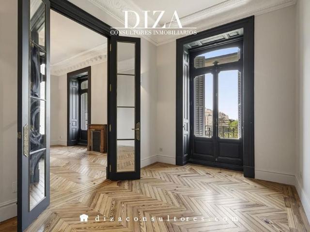 2 bedroom luxury Flat for rent in Madrid, Spain