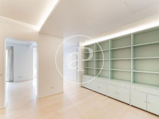 2 bedroom luxury Flat for rent in Madrid, Spain