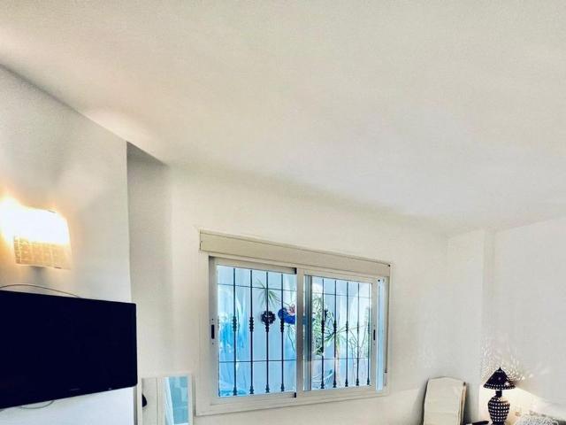 2 bedroom luxury Flat for rent in Nueva Andalucia, Spain