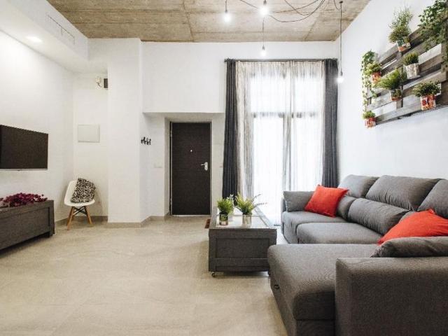 2 bedroom luxury Flat for rent in Seville, Spain
