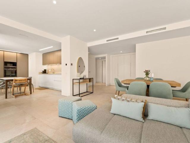 2 bedroom luxury Flat for rent in The Golden Mile, Marbella, Andalusia