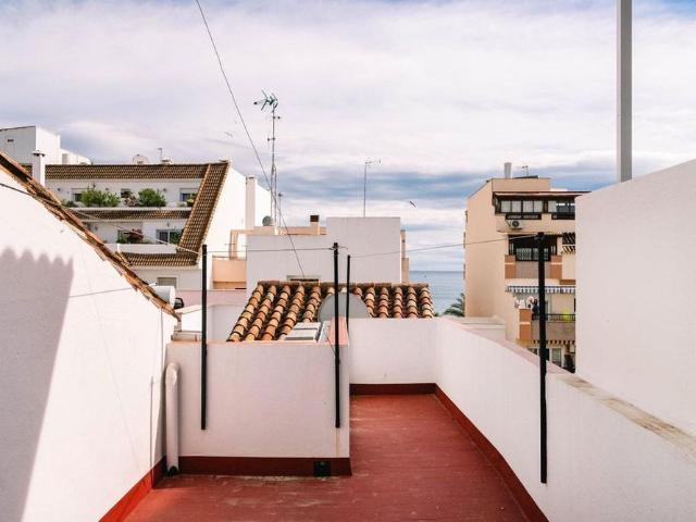 2 bedroom luxury Townhouse for rent in Estepona, Spain