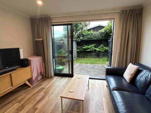 2 Bedroom Modern Living