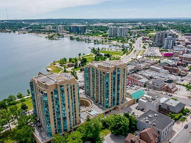 2 Bedroom Must See In Barrie