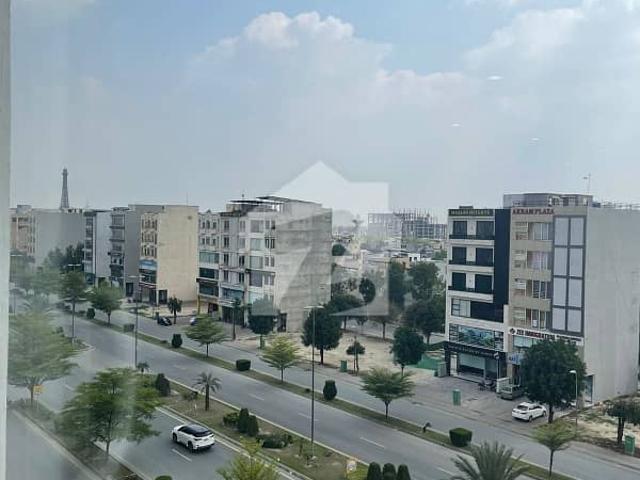 2 bedroom non furnished flat for rent