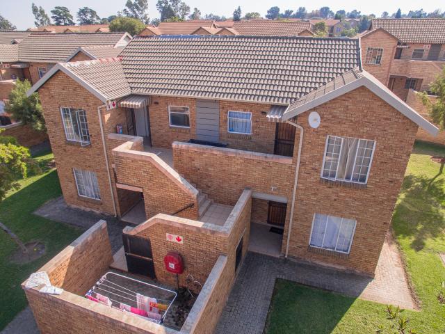 2 Bedroom Security Estate in Honeypark