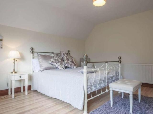 2 Bedroom Shared Living Dublin Dublin D18 A9N7 103490820
