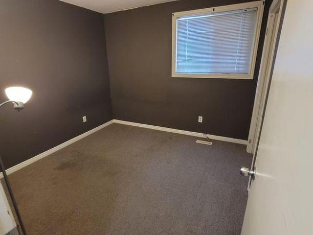 2 Bedroom Shared Living/roommate Newmarket ON 97421577