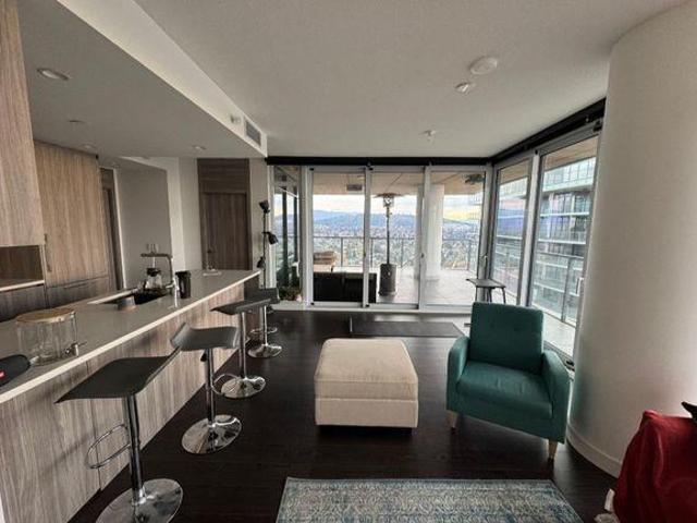 2 Bedroom Shared Living/roommate Burnaby BC LS97421462