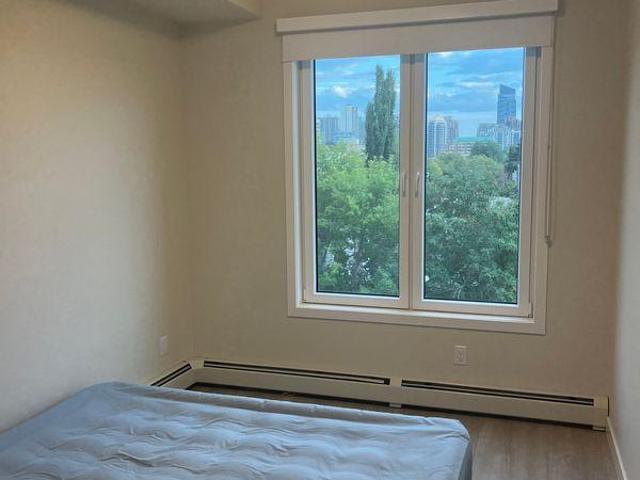 2 Bedroom Shared Living/roommate Calgary AB 97416077