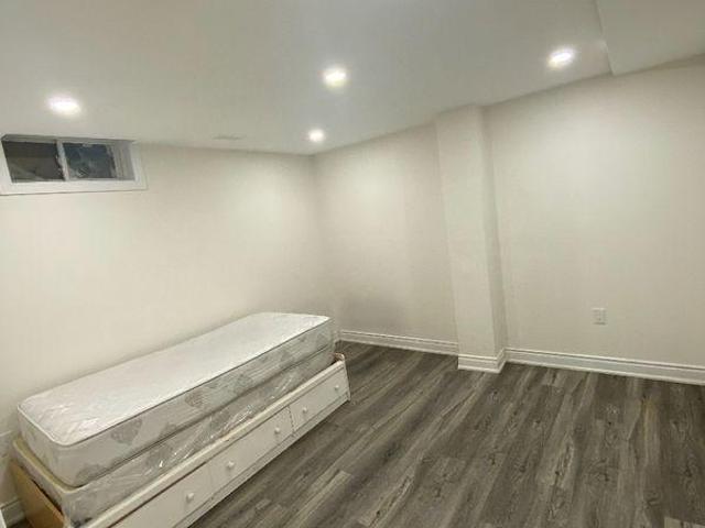 2 Bedroom Shared Living/roommate Hamilton ON 97418370