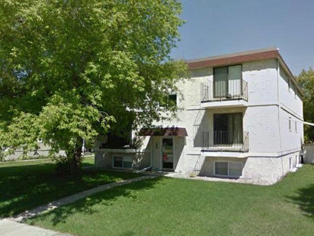 2 Bedroom Shared Living/roommate Red Deer AB LS96649197