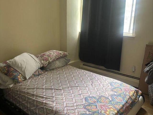 2 Bedroom Shared Living/roommate Toronto ON 96647282