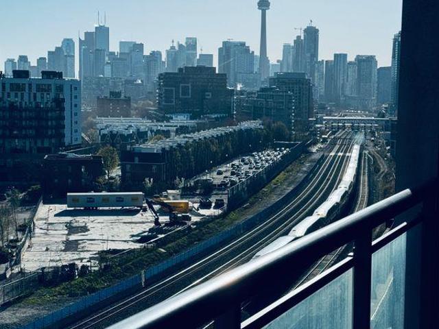 2 Bedroom Shared Living/roommate Toronto ON 97414337