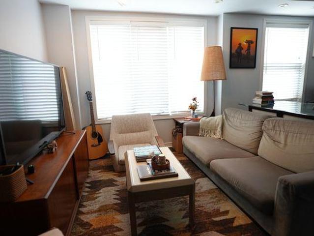 2 Bedroom Shared Living/roommate Toronto ON 97417671