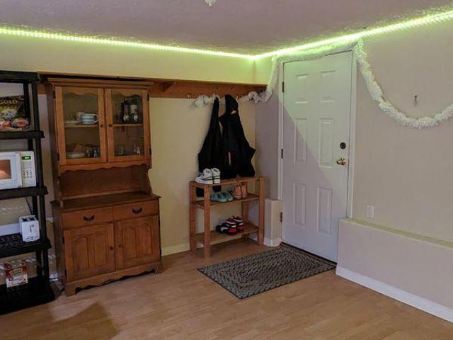 2 Bedroom Shared Living/roommate Victoria BC 96649269