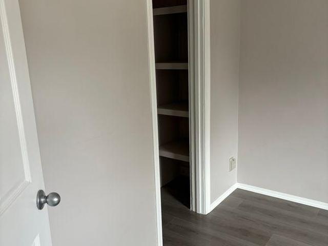 2 Bedroom Shared Living/roommate Winnipeg MB 97421785