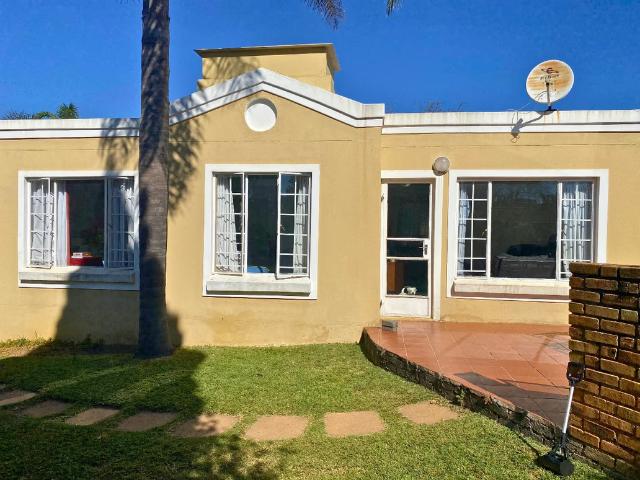 2 Bedroom Simplex To Let in Randpark Ridge