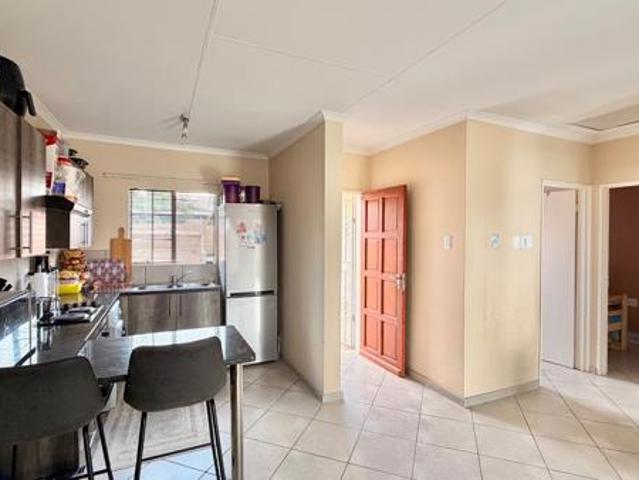 2 Bedroom Simplex in The Reeds