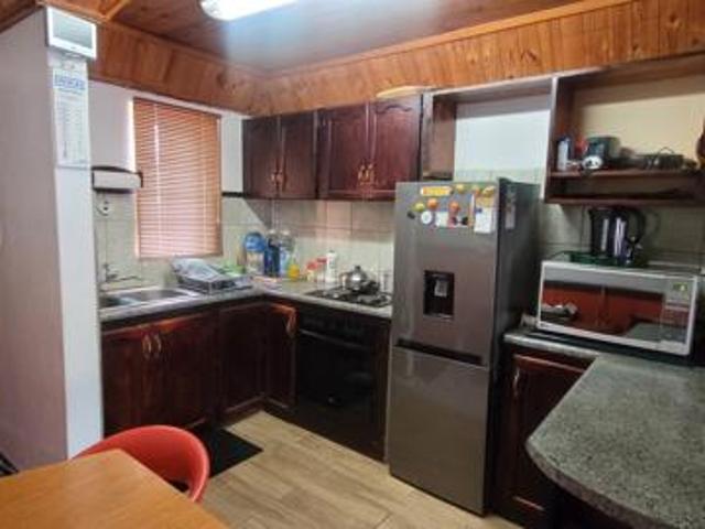 2 Bedroom Simplex in Veld En Vlei