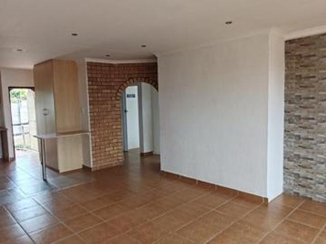 2 Bedroom Simplex in Amanzimtoti