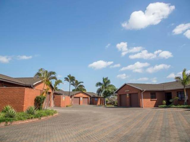 2 Bedroom Simplex in Arboretum